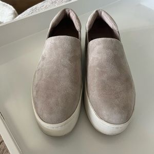 Vince Warren slip-on sneaker